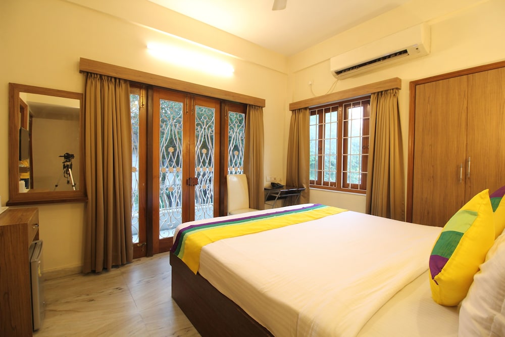 Anamitra Guest House