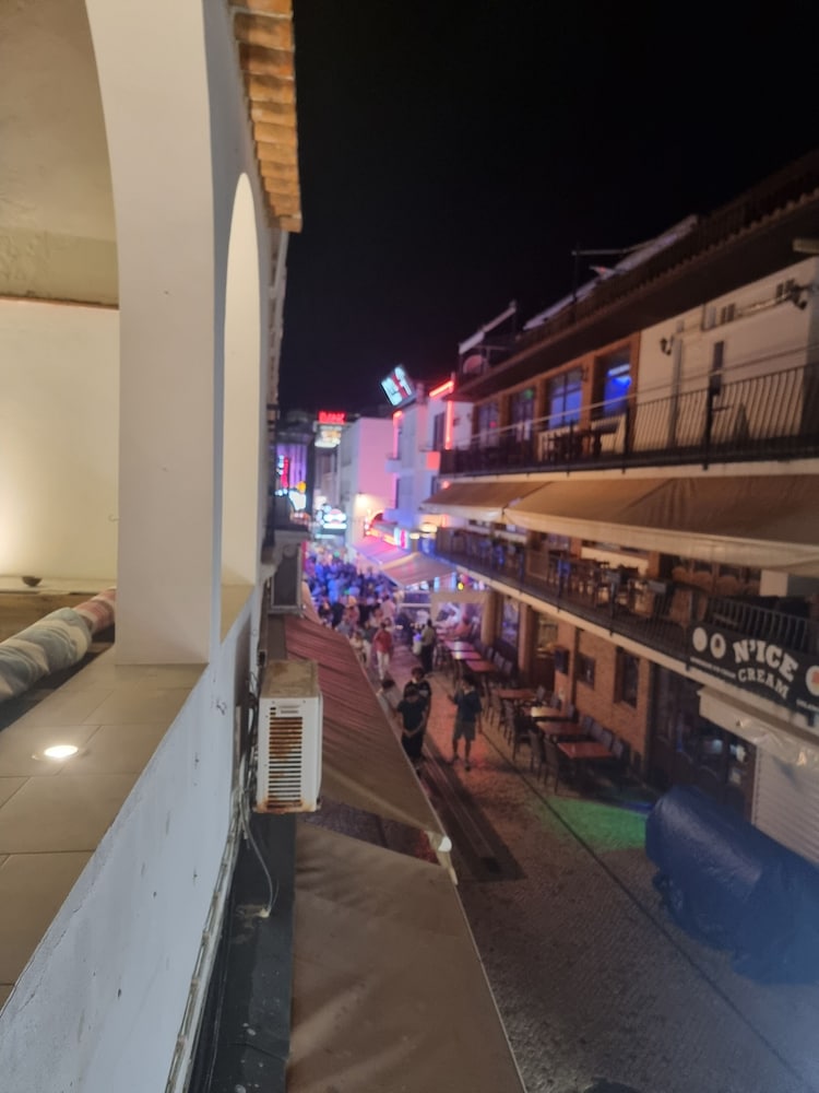 Wonder Charm Guesthouse