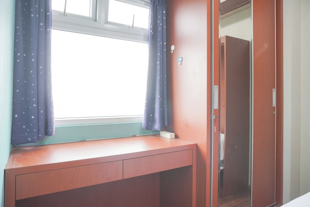 2Br Green Pramuka City Apartment Near Shopping Center