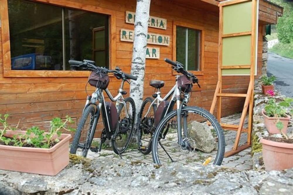 Camping Les Airelles view 2