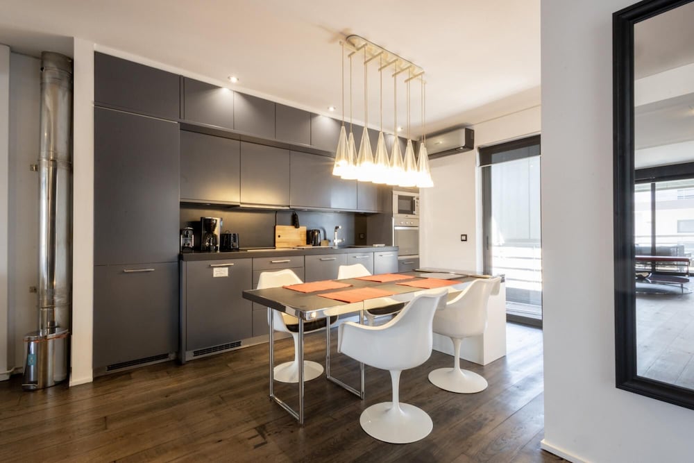 Iakxou 26 in Athens With 1 Bedrooms and 1 Bathrooms