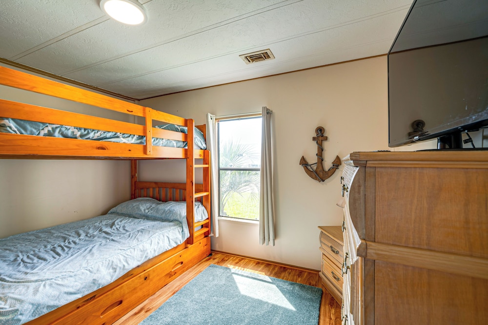 Angler's Paradise! Homosassa River Retreat w/ Dock
