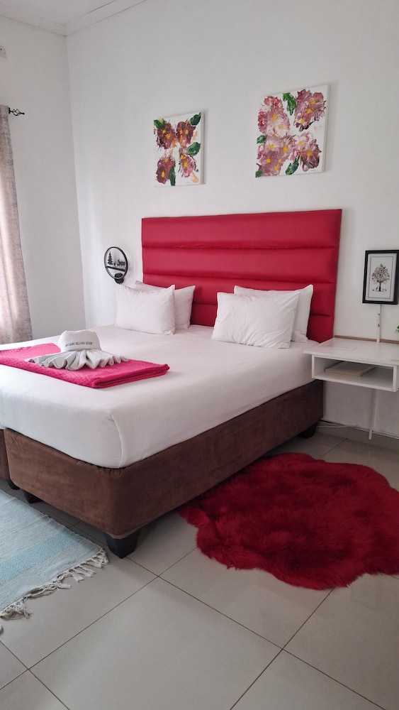 Shalakwe Hills-Inn Guesthouse