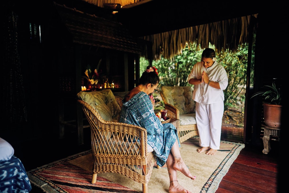 Blancaneaux Lodge by Francis Ford Coppola