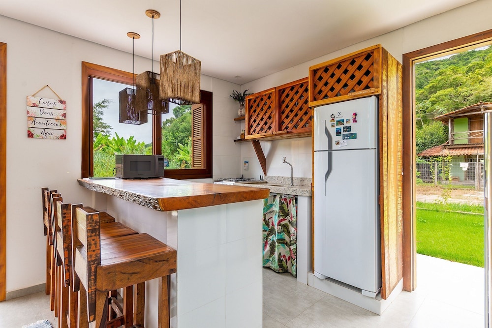 3BR House w/ BBQ 800m From Beach Rju8301
