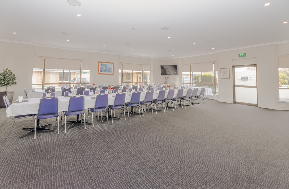 meeting & event spaces