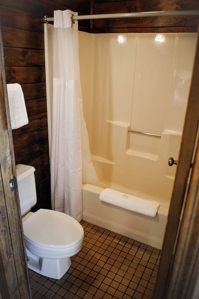 Lake Crest Inn