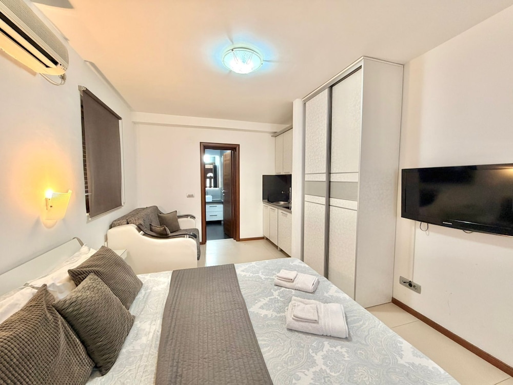 Adriatic Urban Apartments