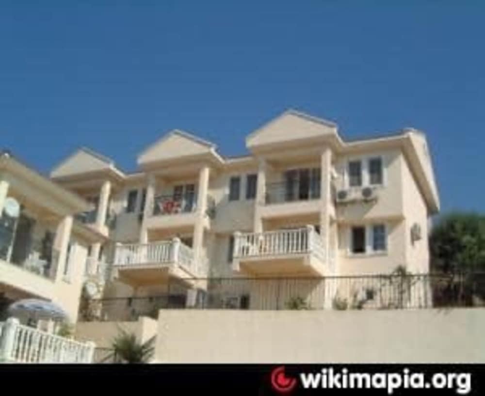 Remarkable 4-bed Villa