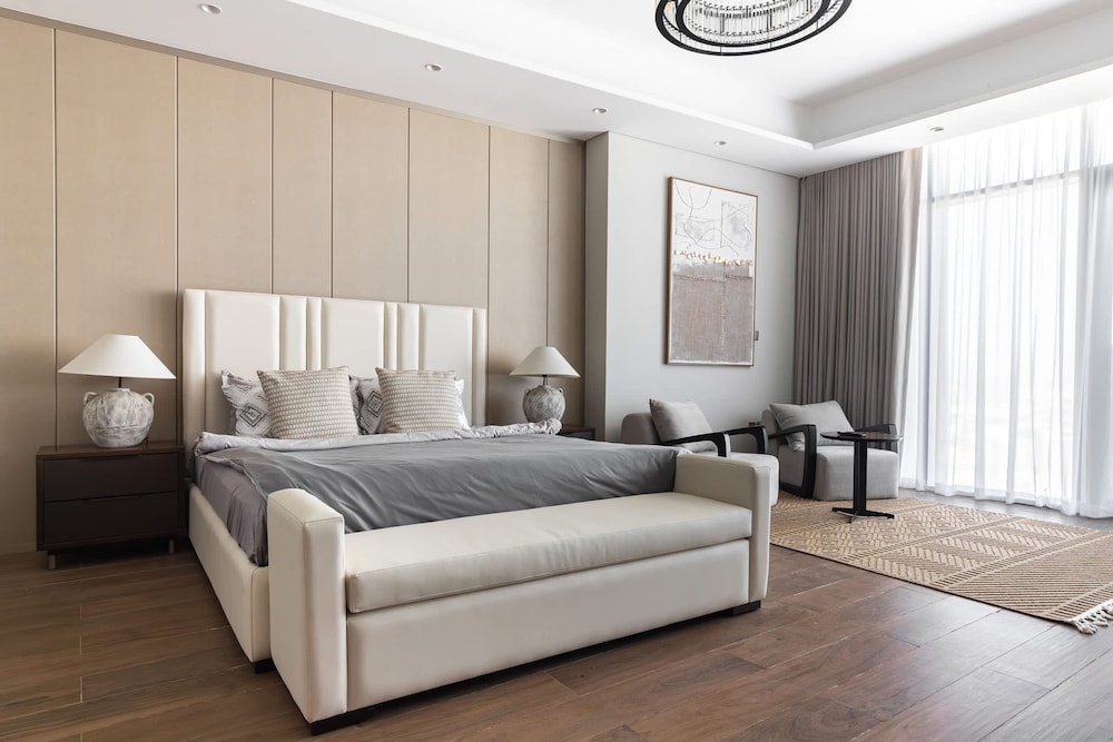 Luxurious 3Br Apt in Nobles Tower Full Burj View