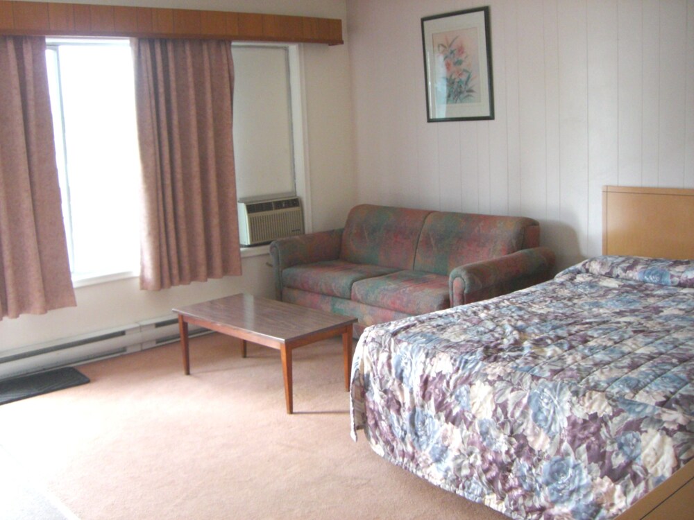 Alberni Inn