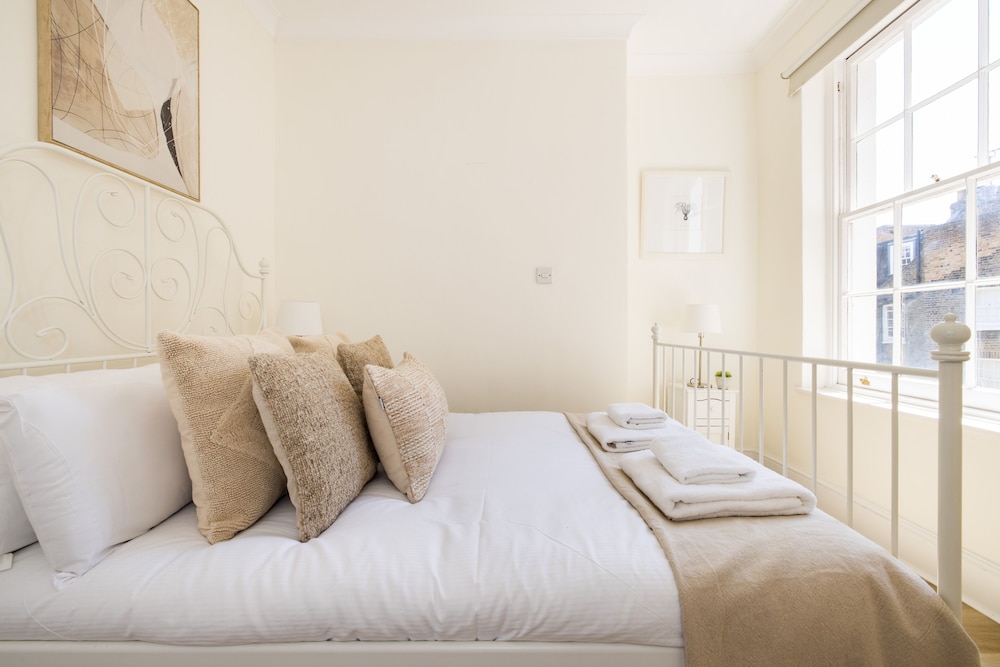 The Pimlico Apartments