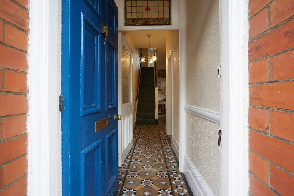 Vas's York House