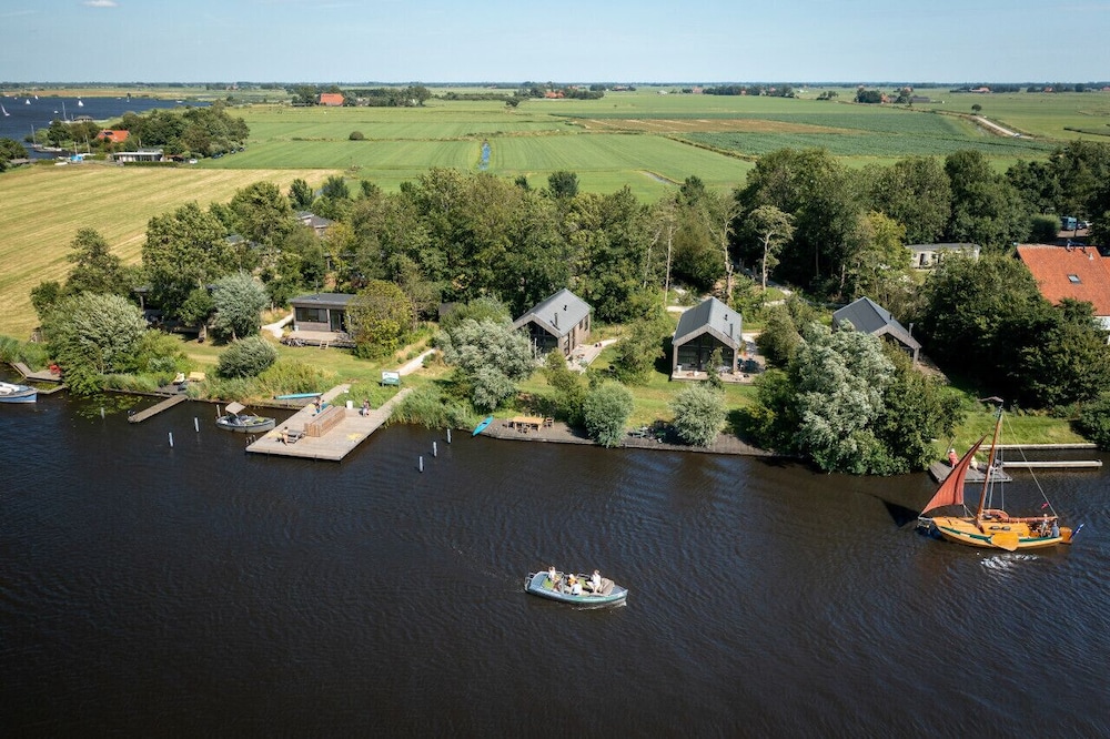 Waterlodge Reidsjonger view 4