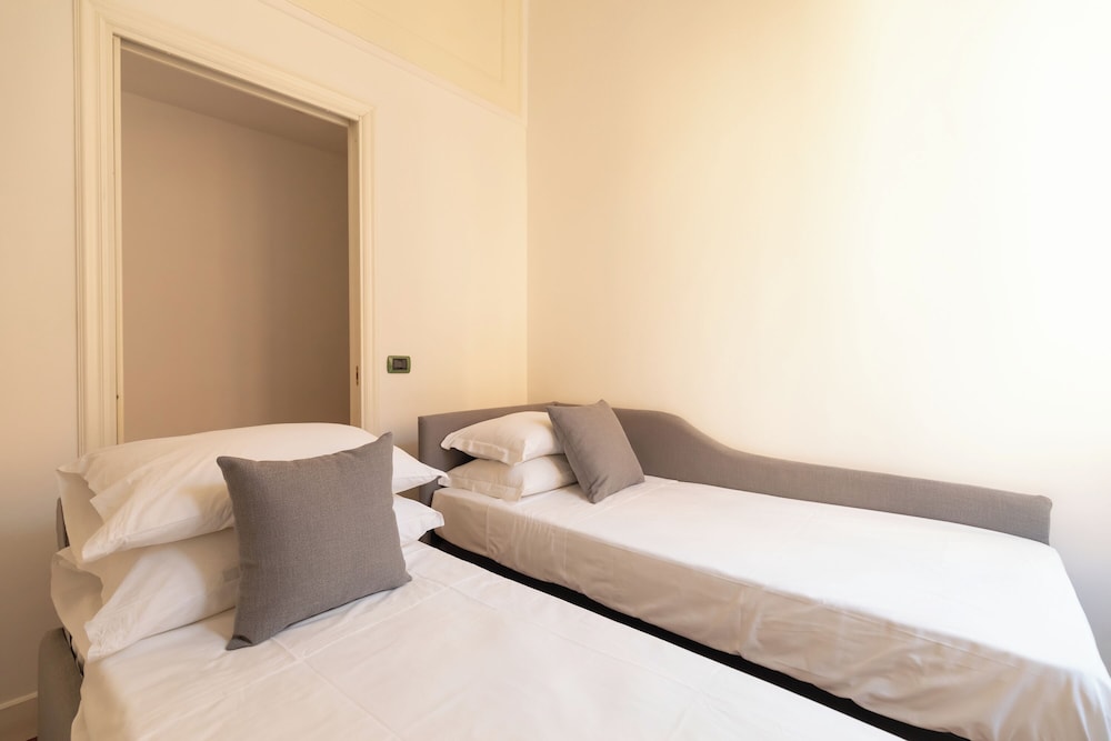 Pantheon Apartments