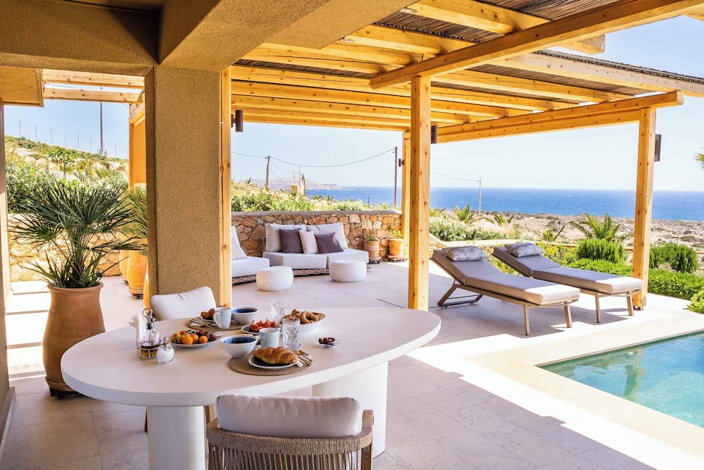 Vala Luxury Villa A