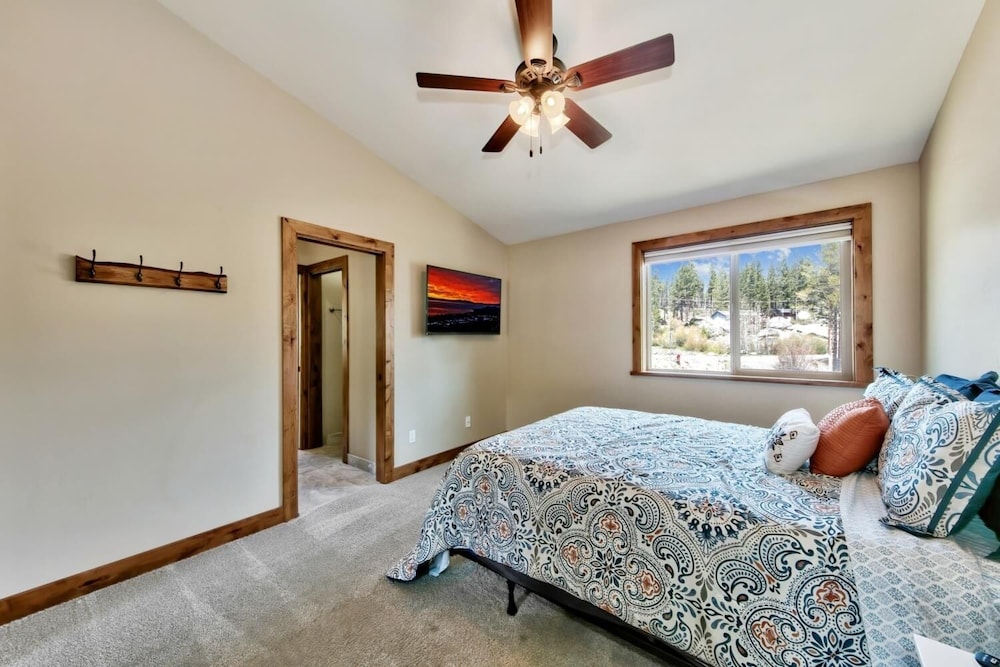 1008c Mountain View Retreat 5 Bedroom Home