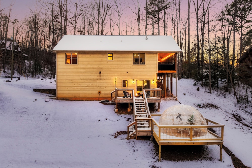 Moondance Cabin by Lightfoot Stays