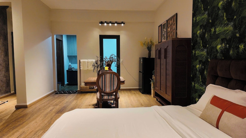 1 BR Nguyen Hue Walking St Bitexco