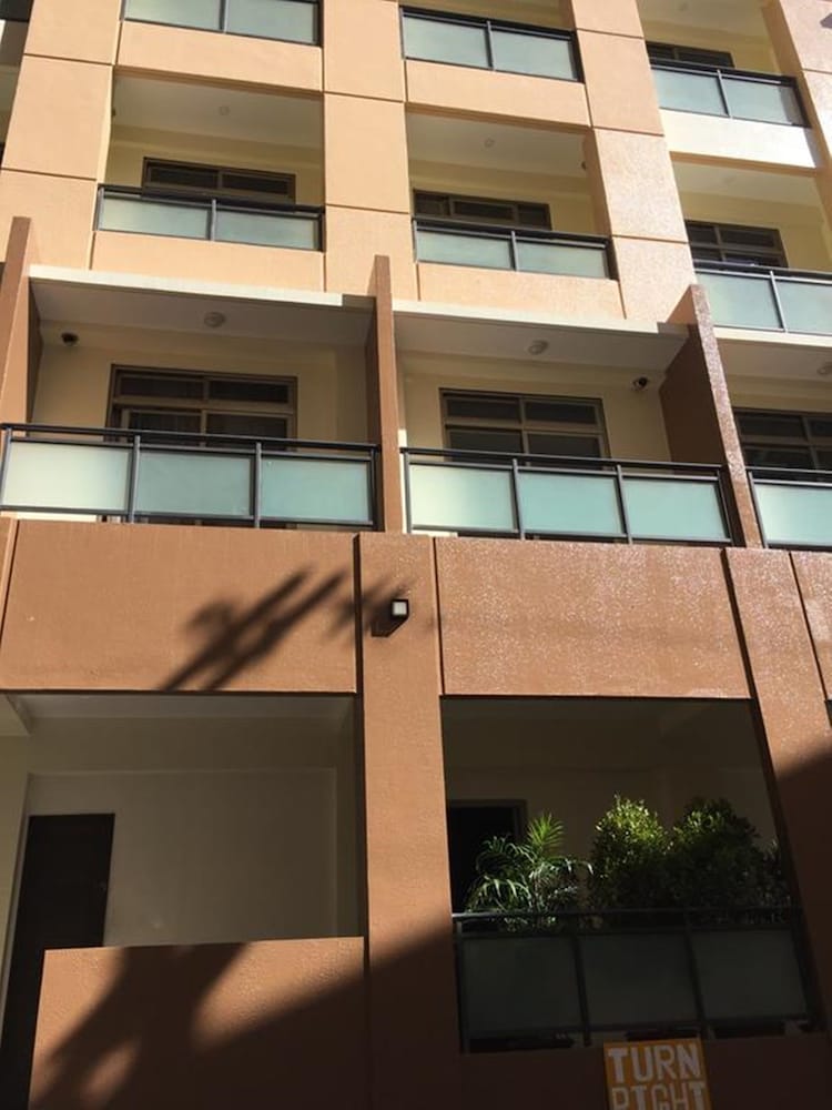 Umali Kayo at Megatower Residences II