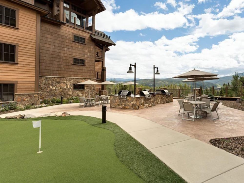 Breck_grandlodge_peak7_1bd