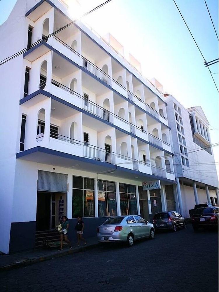 Hotel Hostal Ibiza - Image 1