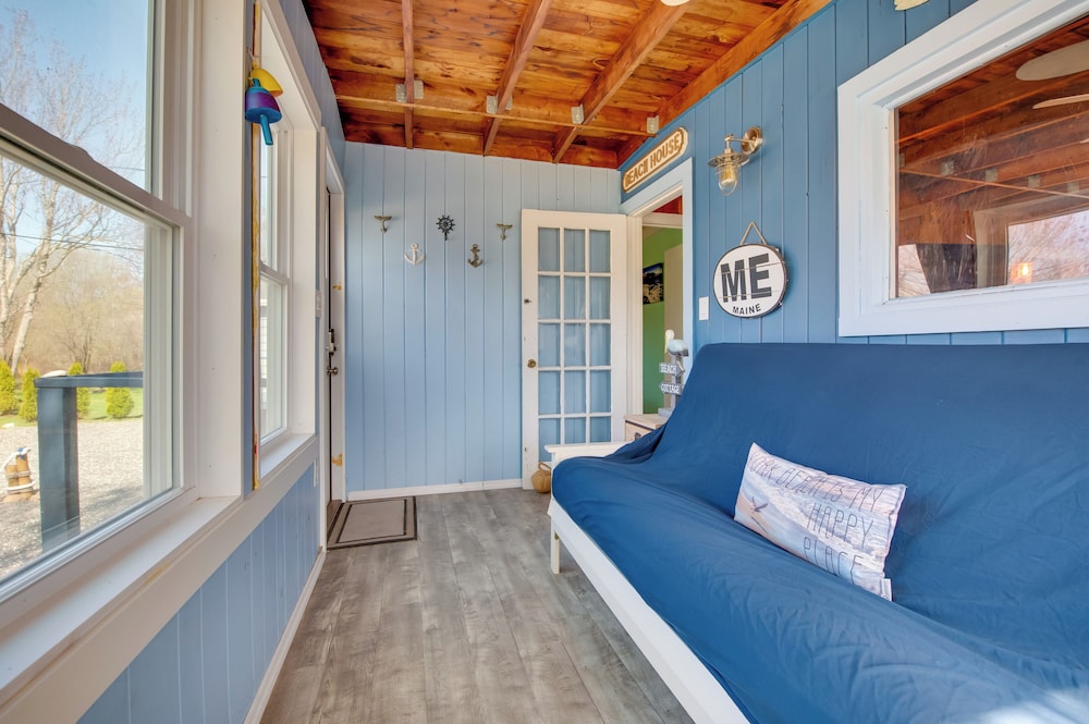 Near Beach & Downtown: York Cottage w/ Yard!