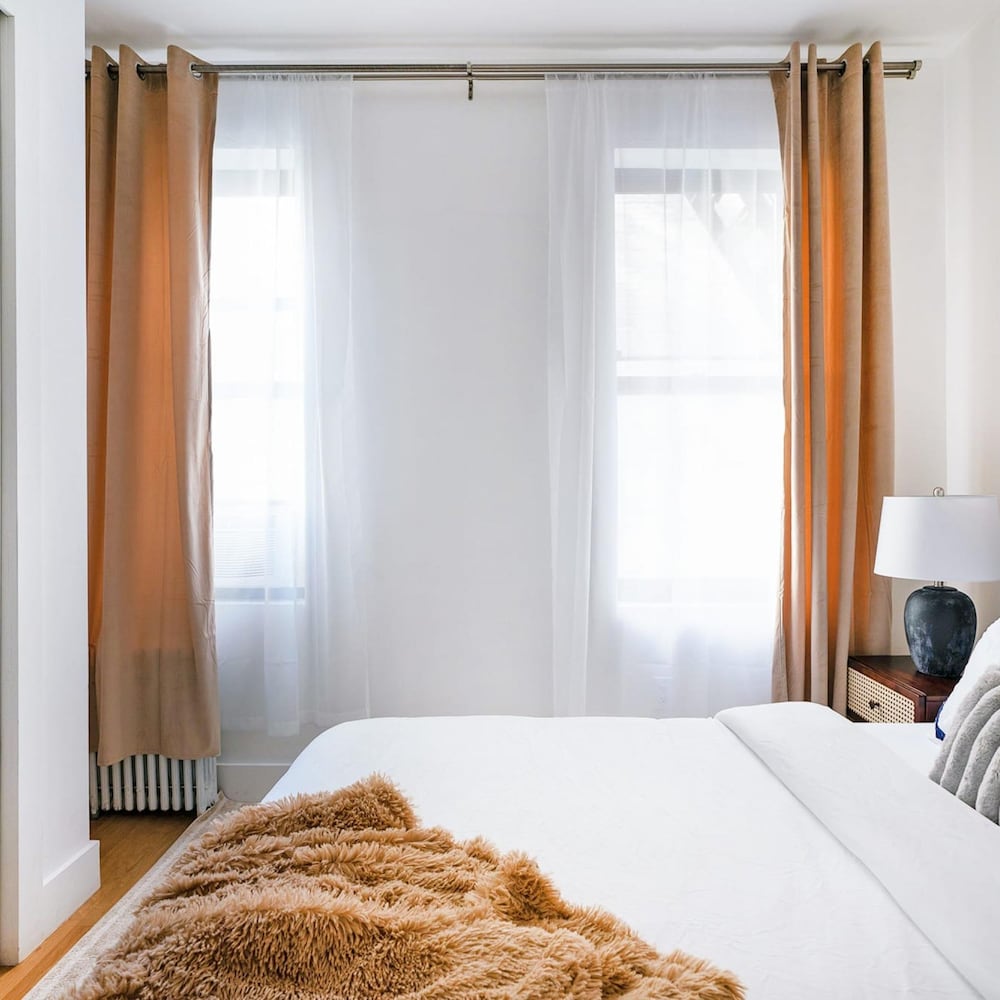 1290-3 New Renovated 2 Bedrooms in UES
