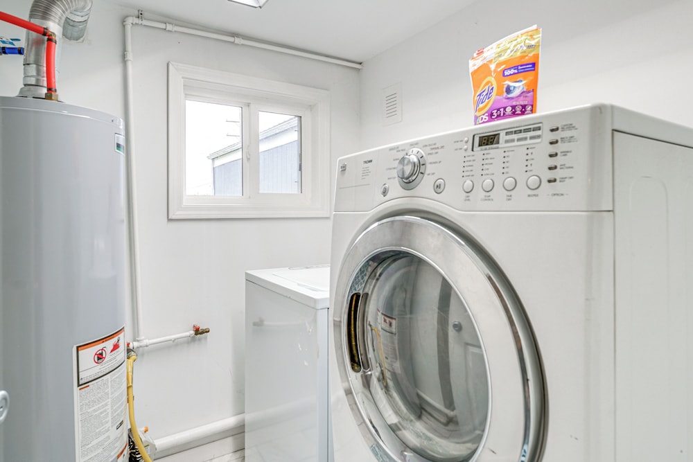 1 Block to Lake Huron: Pet-friendly Apt w/ Kayaks