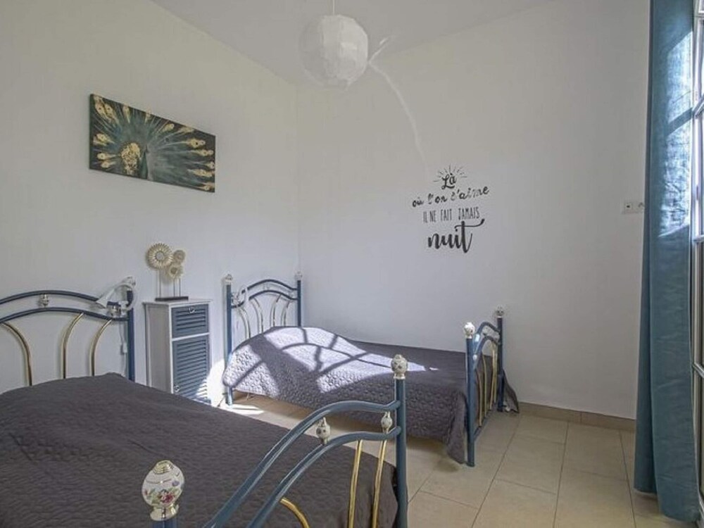 Spacious Holiday Home in Aure sur Mer With Garden view 4