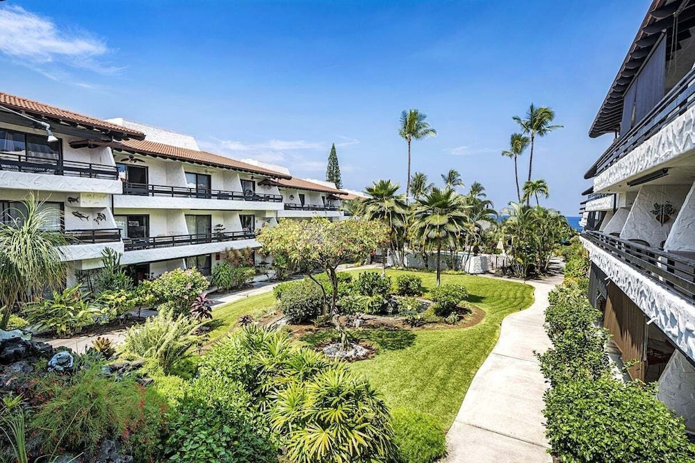 Updated Top Floor - Ocean Views - Vrkcv