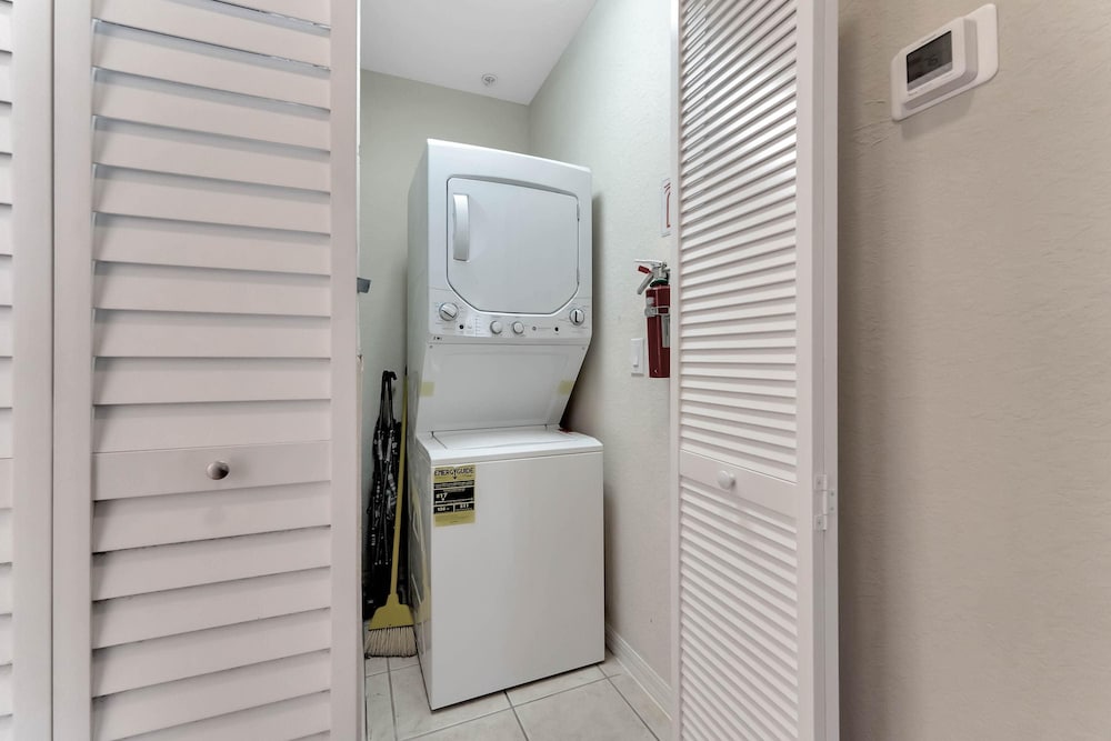 806 LL - Exquisite 3BR Townhome- Bahama Bay Oasis view 3