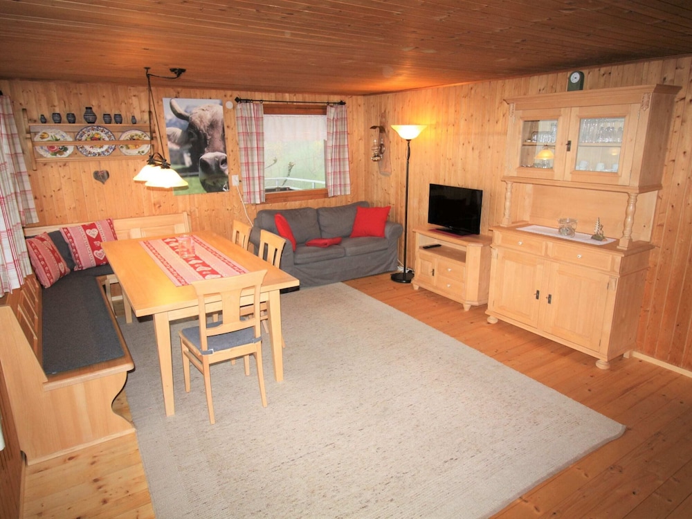 Cozy Holiday Home in Egg near Ski Area