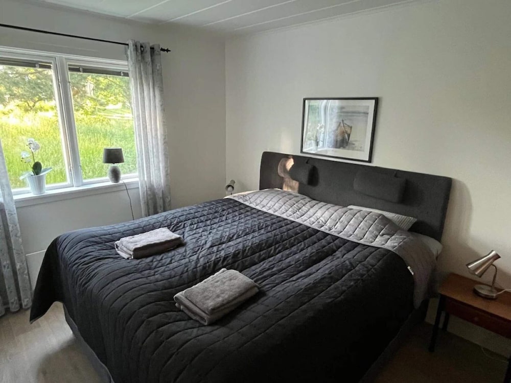 5 Star Holiday Home in Mollosund