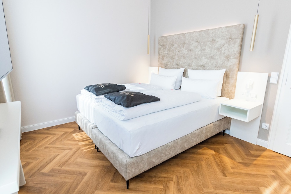 Berlin Vacations - Hotel Kaiserhof Victoria - Property Image 15
