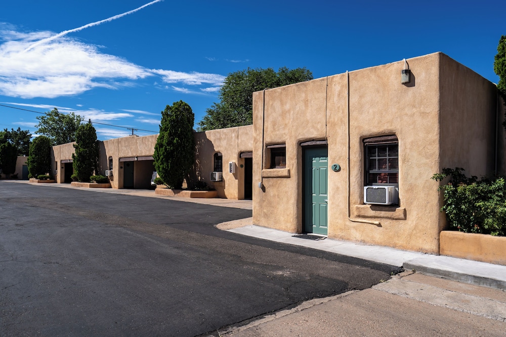 Santa Fe Vacations - King's Rest Court Inn - Property Image 30