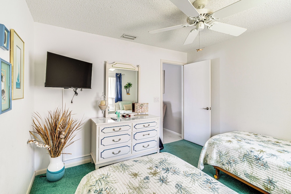Walk to Park & Marina: Waterfront Cape Coral Home!