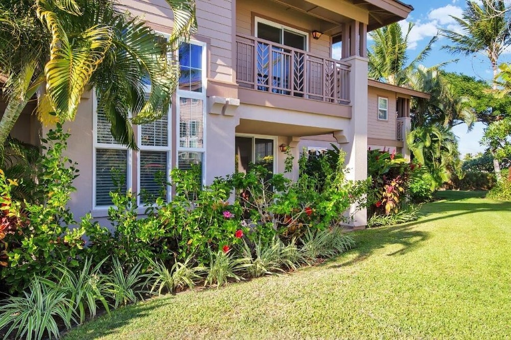 Well-equipped - Close to Beaches - In-unit AC - Vrkcv