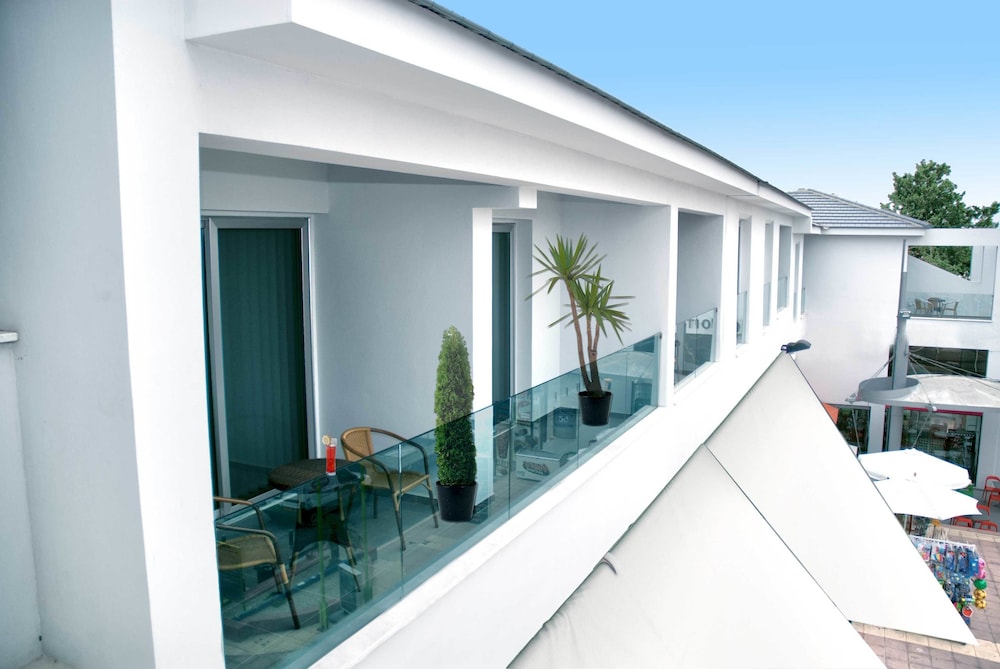 Napian Suites