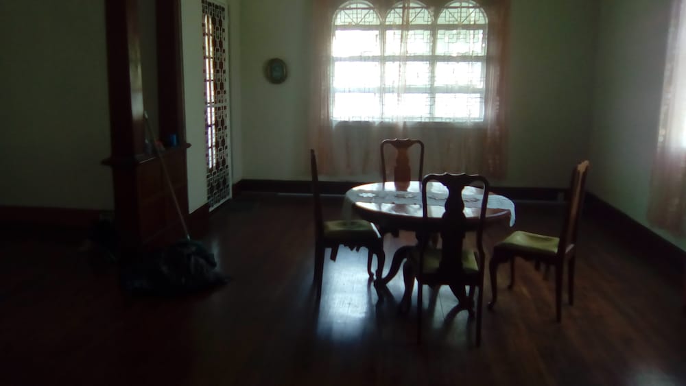 Robert's Guesthouse