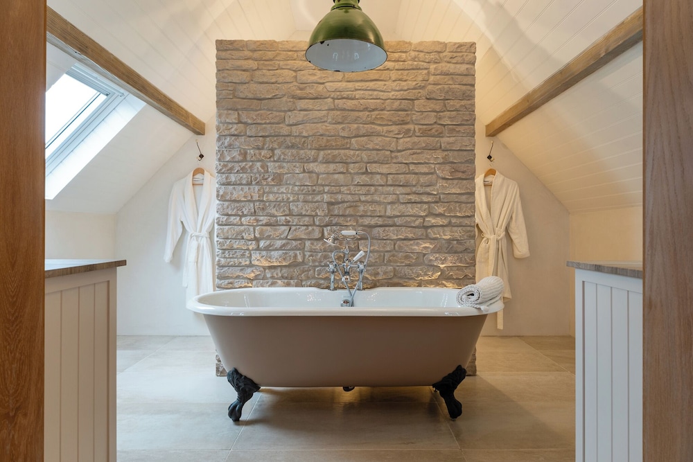 Stunning 6 BB Cottage & Annexe