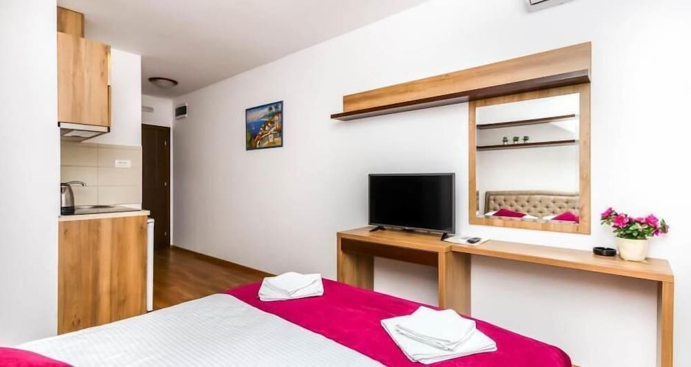 Apartments Aqua Breeze view 3
