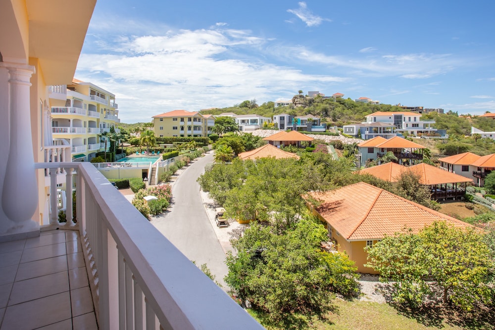 Blue Bay Apartments