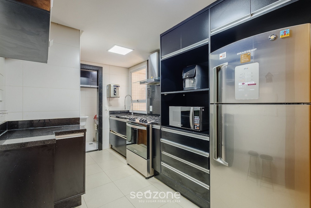 Apartment w/ Barbecue Grill and Jacuzzi Ccg1403