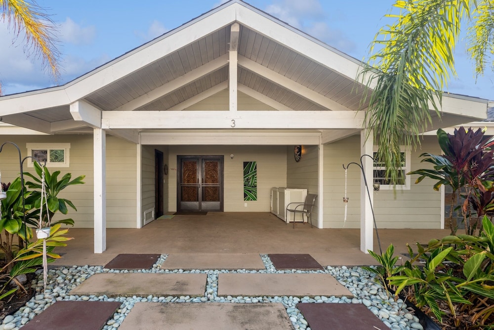 Pu'ukala Sunset Estate W/ Amazing Ocean Views! 3 Bedroom Home by RedAwning view 5