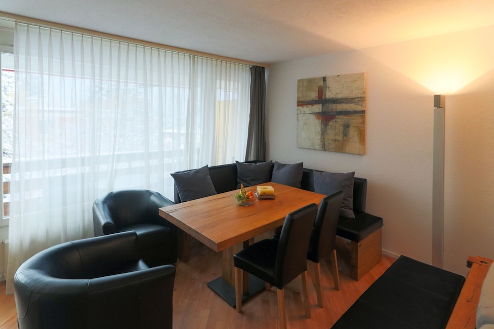 Apartments Cresta