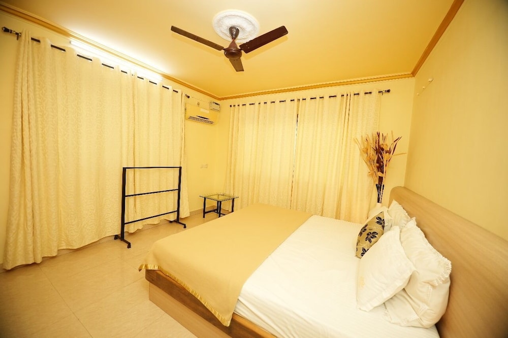 shradha luxury room