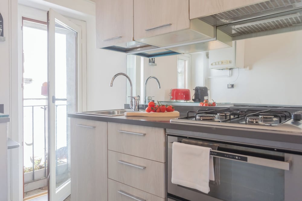 Pretty Studio in Old Town by Rent all Como