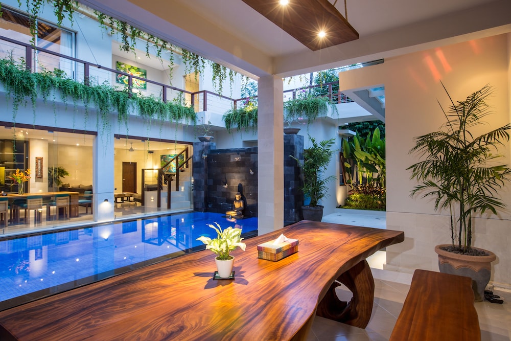 Sunset Paradise Villa Jimbaran 3003 view 2