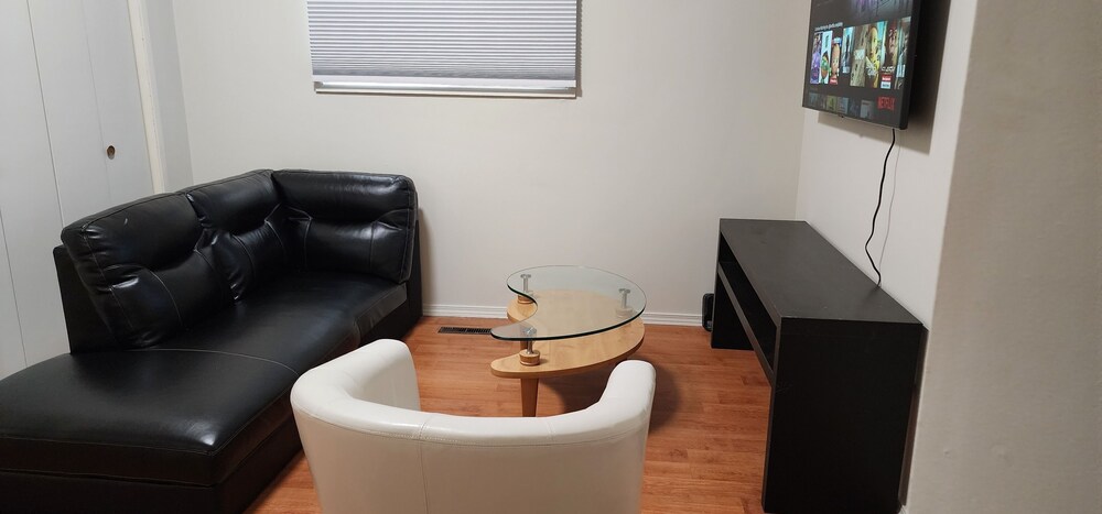 Chesskings Car Rental Guest House